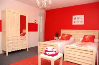 La Palombiere Hotels in Lucmau