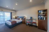 Halfway Motel Hotels in Eden