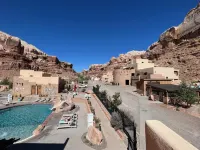Bluff Dwellings Resort Hotels in Bluff