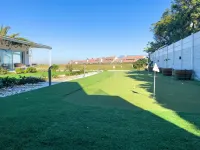 Peach on Beach Boutique Guesthouse Hotels in Bloubergstrand