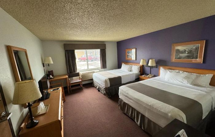Fossil Creek Hotel and Suites