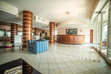 Hotel Donizetti Отели в г. Стеццано