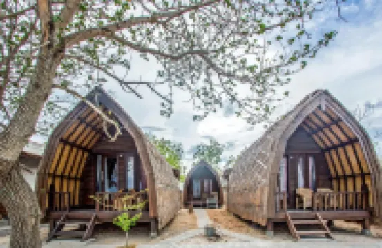 Hotel O Telone Bungalow Hotels in Pemongkong