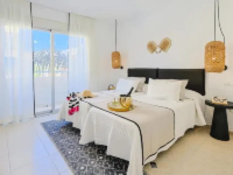 هوتل كارمين ألمونيكار باي بوش هوتلز فنادق في ألمونيكار