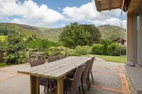 Oar Cottage - bar