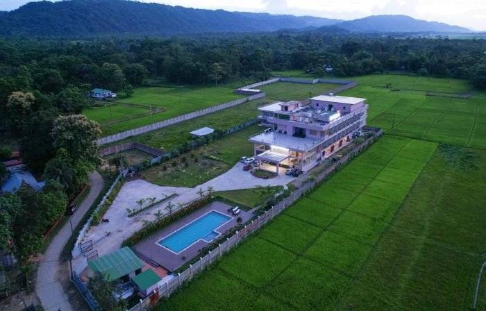 Finn's Weaver Resort, Kaziranga