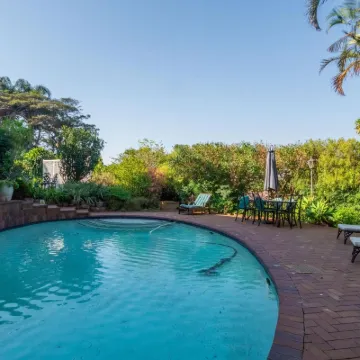 Ridgeview Lodge Hotels near Coastal KZN TVET College - Durban Campus