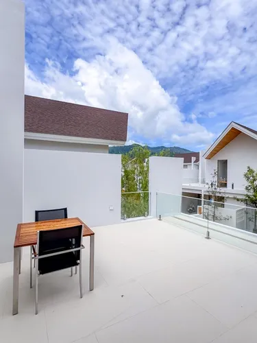 รูปภาพของวิลล่าสไตล์โมเดิร์น 3 ห้องนอน พร้อมสระว่ายน้ำ｜ใกล้ลากูน่า｜Lux Pride 4｜Warm Plus