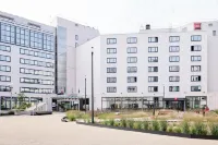 Ibis Lyon Gerland Musée des Confluences