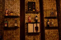 Paris Plaza Hotel - Quầy Bar