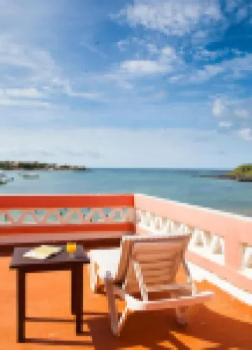 La Madrague-Surf Beach Sea