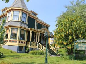 Rothesay House Heritage Inn B&B