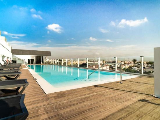 HOTEL GIRALDA CENTER