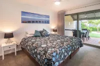 Bayshore Beachside Resort