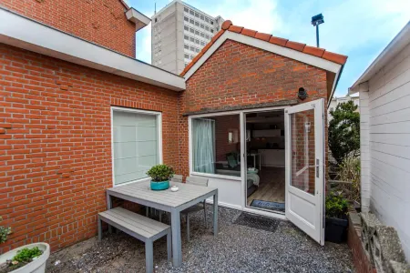 Beach House Zandvoort Отели рядом с достопримечательностью «Zandvoort aan Zee»