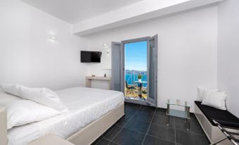 Pancratium Villas & Suites