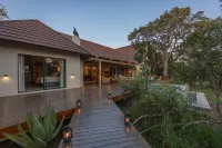 Ukanyi Luxury Villa Hotels in Kampersrus AH