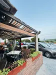 Hostal Cafeteria El Mero - parking