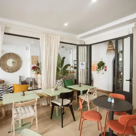 Naim Guest House Nerja