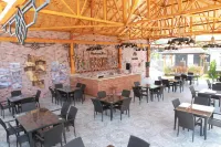 Macara Sheki City Hotel - parcheggio