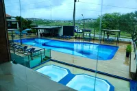 Hotel Village Premium Caruaru - parkir