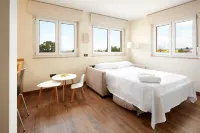Hotel Arias Aeropuerto