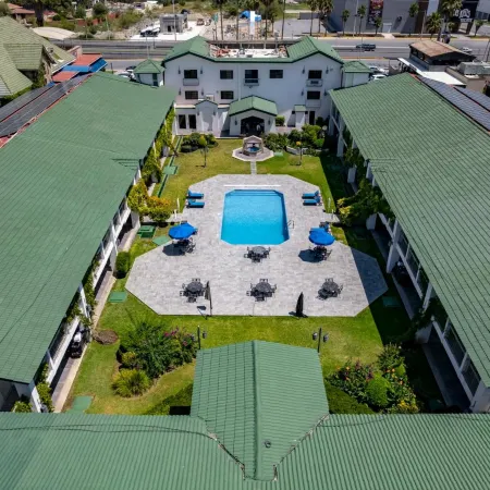 Quinta Dorada Hotel & Suites