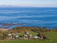 Bear Gully Coastal Cottages Hotels in Tarwin Lower