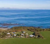 Bear Gully Coastal Cottages Hotels in Inverloch