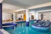 Aquamare Beach Hotel & Spa - ที่มีสระว่ายน้ำ