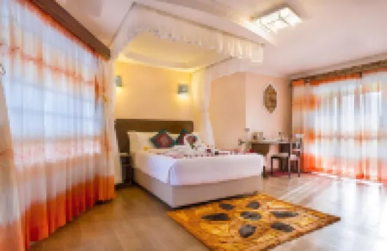 COMFORT GARDENS SWEETWATERS Hotel a 