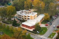 Csipke Hotel のホテル