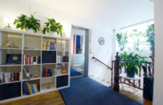 羅藤鮑姆地下室旅館