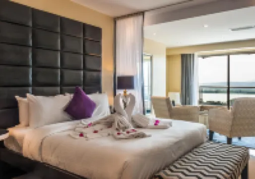 Acacia Premier Hotel