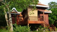 Soriyabori Villas Resort Hotels near Pa Chha Pagoda