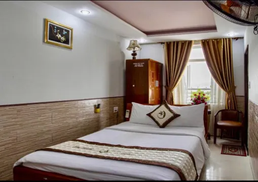 コン トゥオン ホテル