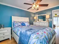 Beautiful Brigantine Condo - Walk to Beach! Hotele w: Brigantine