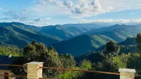 Maison LGBT des Monts Bleus Hotels in Saint-Julien-dArpaon