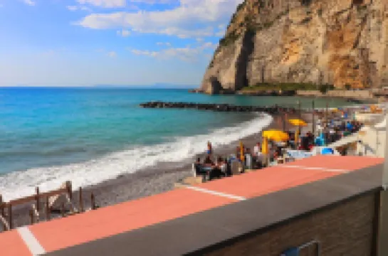 Captain Mike - de Vivo Realty Meta di Sorrento