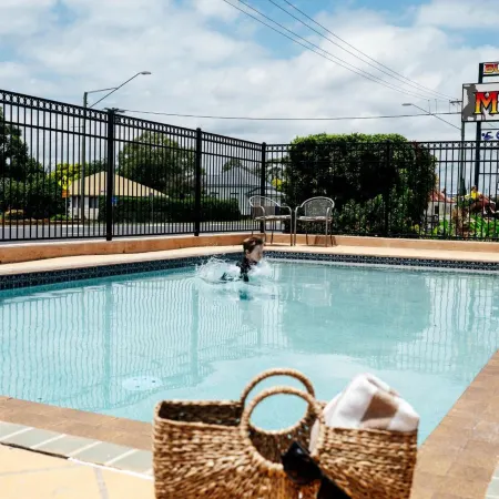 Buckaroo Motor Inn