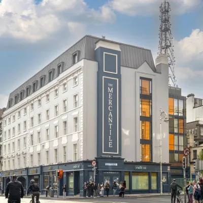 The Mercantile Hotel Hotels near The Dillon Garden