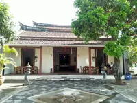 Antika Hotel Hotell i Pandean