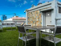 Navona Studios Hotels near Isla de Cabras Park