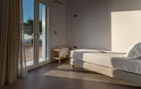 Milos Waves Luxury Apartments Hotel di Kimolos