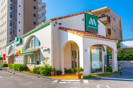 Rizo Zaizen Hotel Отели рядом с достопримечательностью «Futenma-gu»