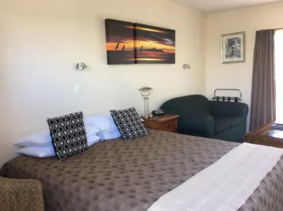 Asure Kapiti Court Motel Hotels in 