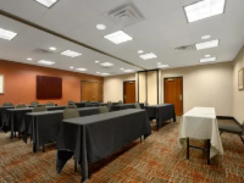 Townhome Inn & Suites by IHG Hotels in Cordova