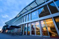 Theaterhotel Venlo Hotels near Jocus Museum