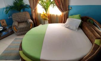 Elizz Guest House