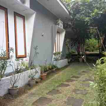 Tangkoko Ranger Homestay Hotel Exterior